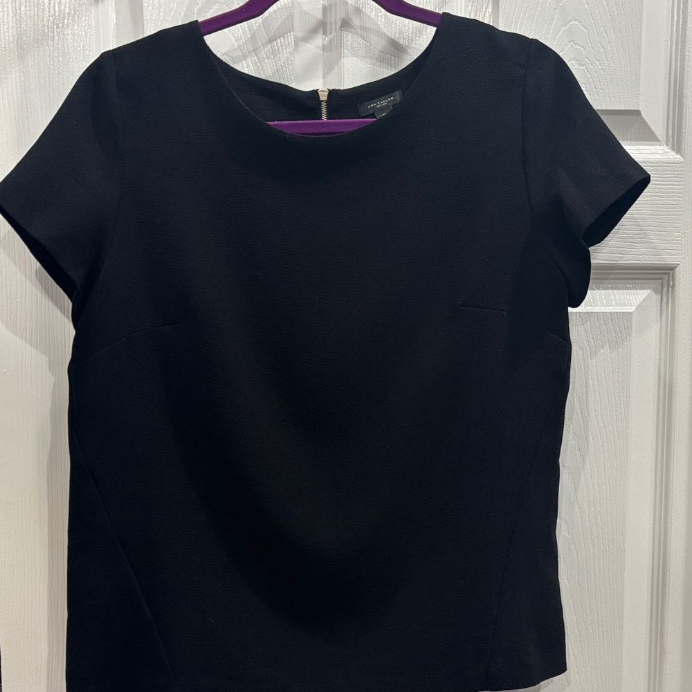 Ann Taylor Black Short Sleeve Top